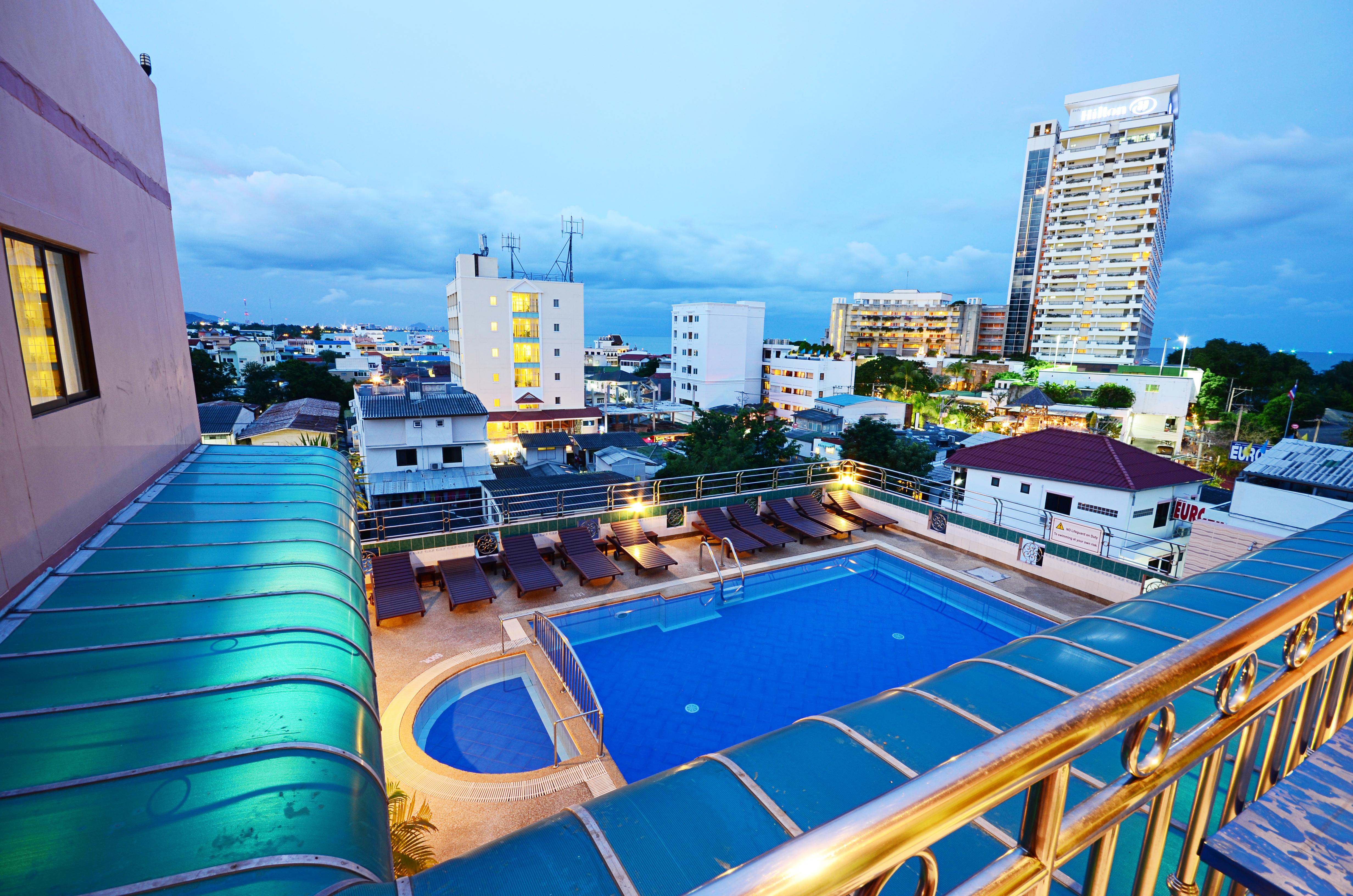 Thipurai City Hotel Hua Hin Bagian luar foto