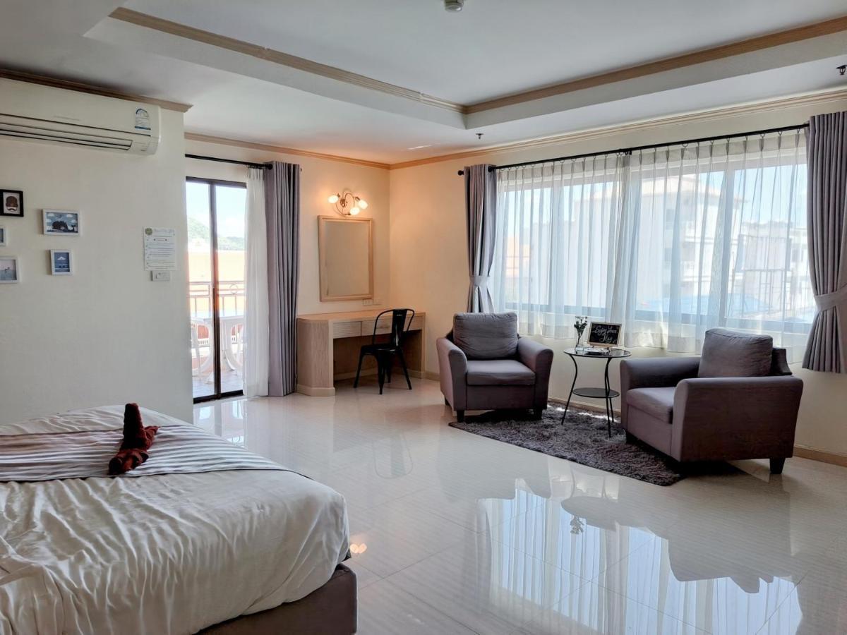 Thipurai City Hotel Hua Hin Bagian luar foto