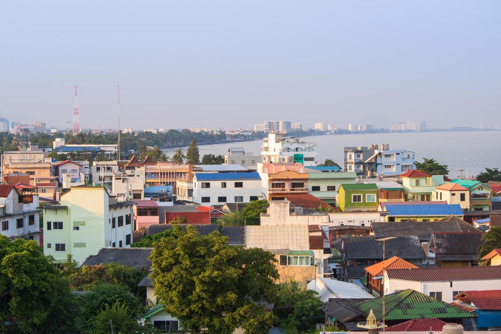 Thipurai City Hotel Hua Hin Bagian luar foto